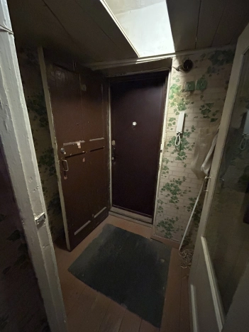 Купить двухкомнатную квартиру на улице Микрорайон в Гусь-Хрустальном. Вариант № 4615, 16, площадь -  квм, цена 2100000 рублей