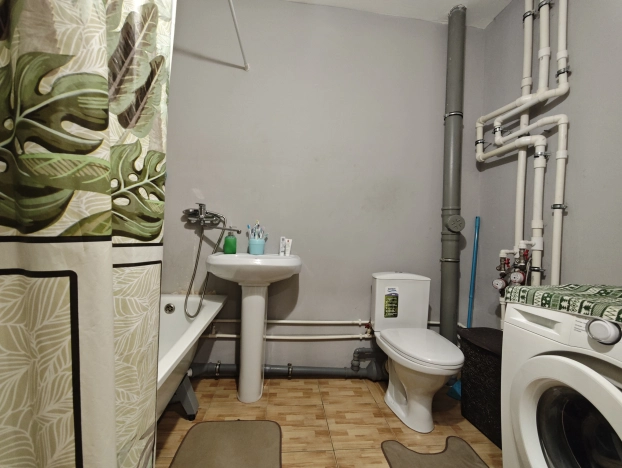 Купить однокомнатную квартиру в Микрорайоне Город Спутник, село Засечное в Пензенской области. Вариант № 8894695, 8, площадь - квм, цена 3800000 рублей