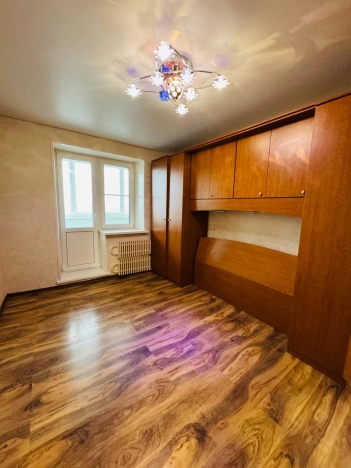 Купить трехкомнатную квартиру в Старом Осколе. Вариант № 8325065, 7, площадь -  квм, цена 8200000 рублей