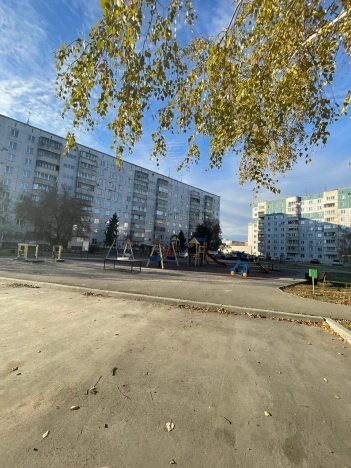 Купить трехкомнатную квартиру в районе Ленинский в Новосибирске. Вариант № 40405, 19, площадь -  квм, цена 5750000 рублей