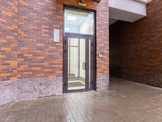 Купить двухкомнатную квартиру в Ленинградской области. Вариант № 5922149, 16, площадь -  квм, цена 10500000 рублей