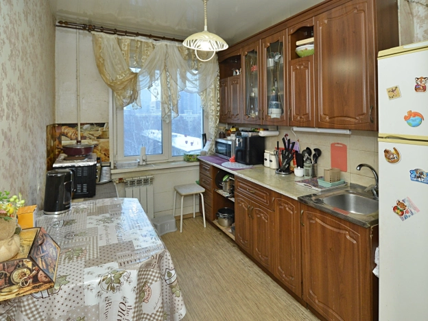 Купить трехкомнатную квартиру в Новосибирске. Вариант № 9585593, 4, площадь -  квм, цена 7500000 рублей