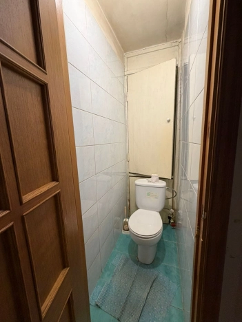 Купить трехкомнатную квартиру на улице Кронштадтский бульвар в Москве. Вариант № 9442755, 18, площадь -  квм, цена 9950000 рублей