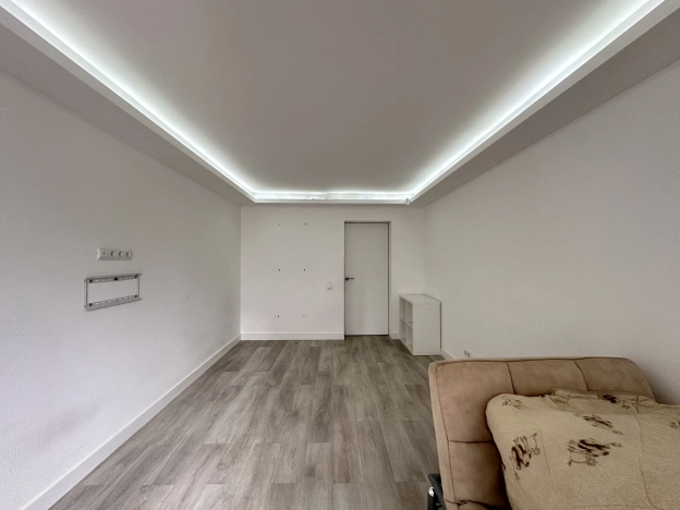 Купить многокомнатную квартиру в Ленинградской области. Вариант № 55138, 11, площадь -  квм, цена 11200000 рублей