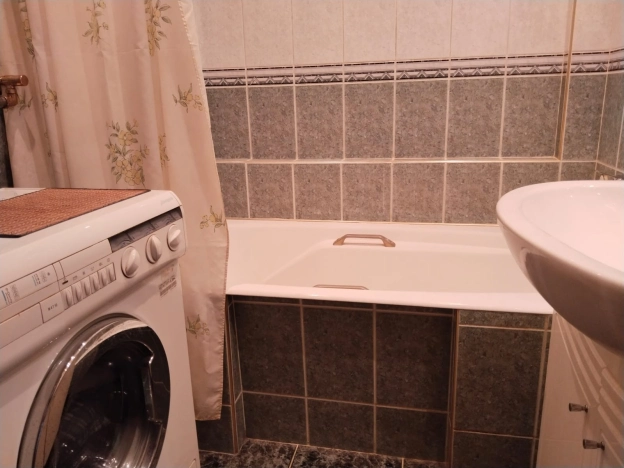 Купить квартиру в Москве. Вариант № 8937602, 15, площадь -  квм, цена 25000000 рублей