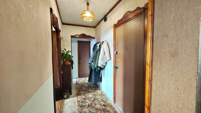 Купить двухкомнатную квартиру в Калужской области. Вариант № 9220982, 5, площадь -  квм, цена 4050000 рублей