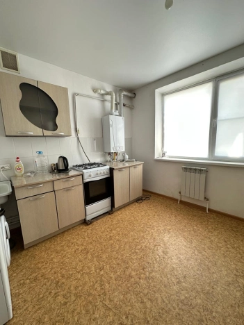 Купить двухкомнатную квартиру на вторичке в Микрорайоне 4-й, Элиста в Элисте. Вариант № 49115, 5, площадь -  квм, цена 5300000 рублей