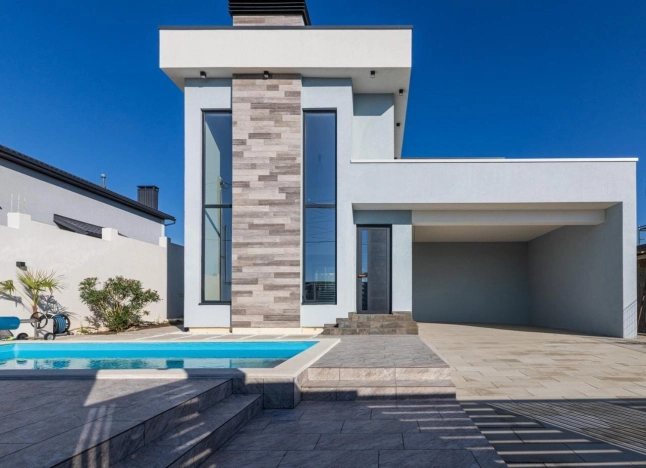 Купить дом на улице Гранатовая в Краснодарском крае. Вариант № 3928640, 0, площадь -  квм, цена 80000000 рублей