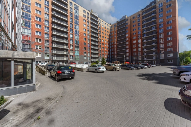 Снять квартиру в Калининграде. Вариант № 10436494, 24, площадь -  квм, цена 80000 рублей