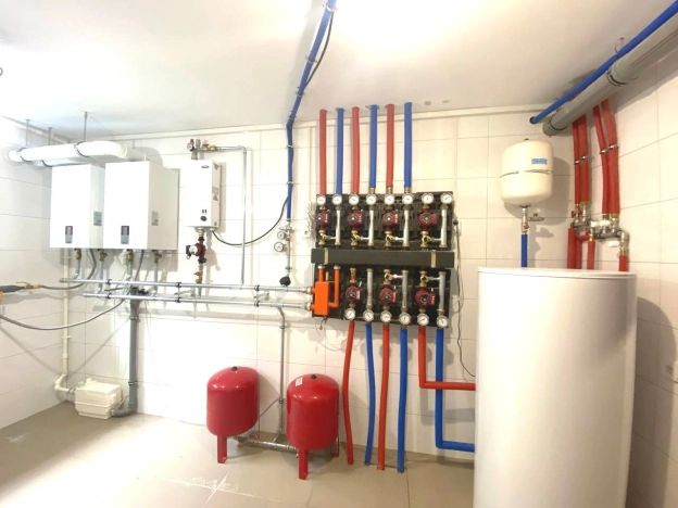 Купить дом в Тюменской области. Вариант № 43350, 28, площадь -  квм, цена 37000000 рублей