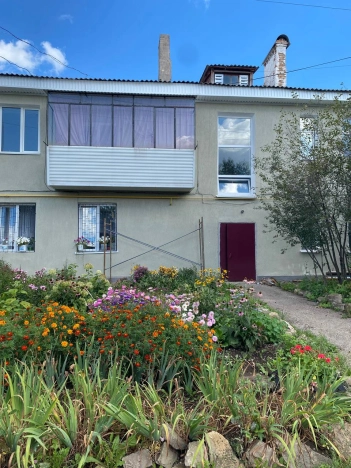 Купить двухкомнатную квартиру в Октябрьском. Вариант № 2893382, 13, площадь -  квм, цена 2570000 рублей