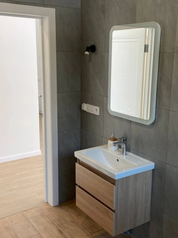 Купить дом в Тюменской области. Вариант № 10703598, 4, площадь - квм, цена 10500000 рублей