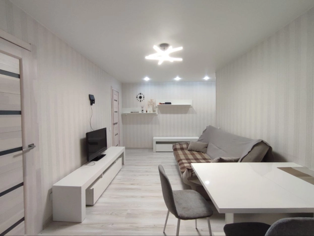 . Вариант № 59294, 2, площадь - 42 квм, цена 35000 рублей