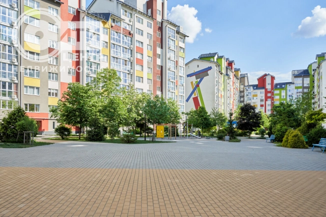 Купить квартиру на улице Площадь Малевича в Воронежской области. Вариант № 13022, 7, площадь -  квм, цена 4700000 рублей