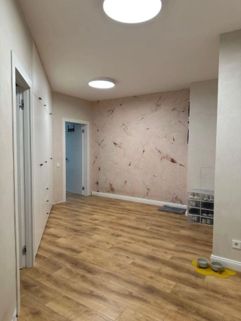 Купить трехкомнатную квартиру в Пушкине. Вариант № 52201, 26, площадь -  квм, цена 21500000 рублей