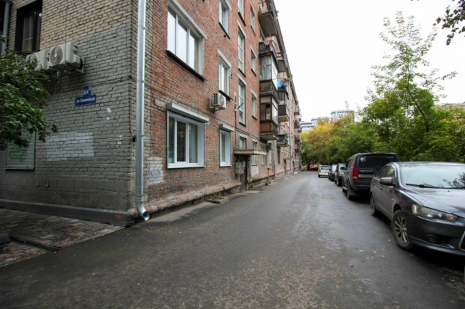 Купить комнату в Новосибирской области. Вариант № 9317764, 9, площадь - квм, цена 2080000 рублей