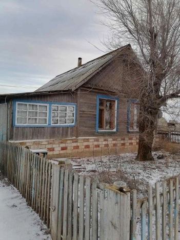 Купить дом на улице Железнодорожная в Волгоградской области. Вариант № 26455, 5, площадь -  квм, цена 670000 рублей