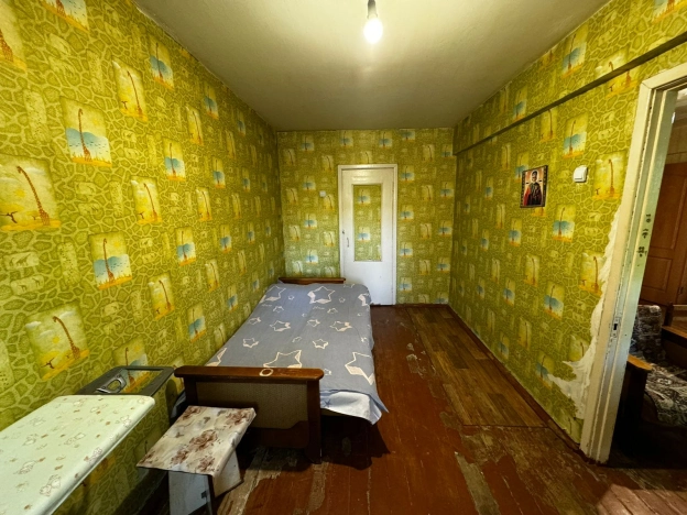 Купить трехкомнатную квартиру в Микрорайоне 29-й, Ангарск в Ангарске. Вариант № 1190524, 3, площадь -  квм, цена 4000000 рублей