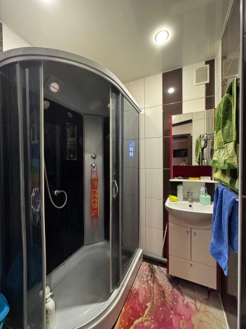 Купить однокомнатную квартиру на улице Обсерваторная в Ростовской области. Вариант № 1032440, 2, площадь -  квм, цена 5500000 рублей