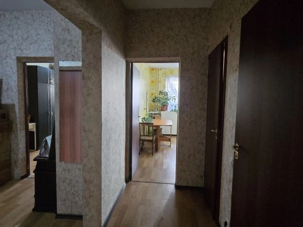 Купить трехкомнатную квартиру на улице Московское шоссе в Санкт-Петербурге. Вариант № 2335523, 8, площадь -  квм, цена 12750000 рублей