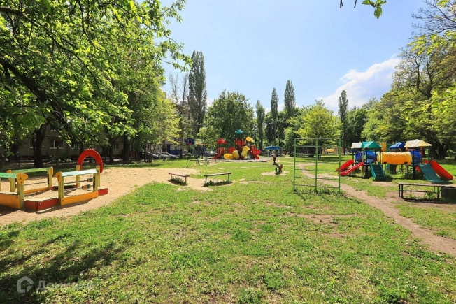 Купить квартиру в Липецкой области. Вариант № 2614110, 14, площадь -  квм, цена 2890000 рублей