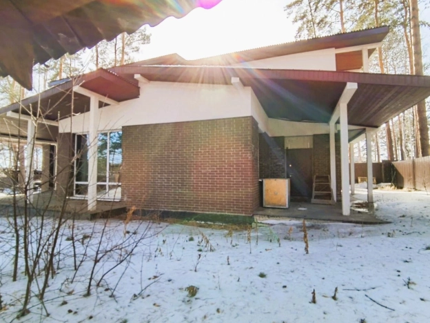 Купить дом на улице Административная в Иркутской области. Вариант № 8220482, 36, площадь -  квм, цена 21900000 рублей