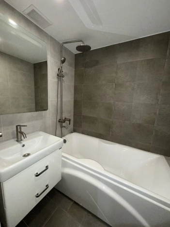 Купить квартиру в Таганроге. Вариант № 4514, 11, площадь -  квм, цена 7500000 рублей