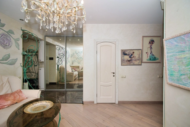 Купить трехкомнатную квартиру на улице Мичурина в Владимире. Вариант № 5057031, 20, площадь -  квм, цена 28000000 рублей