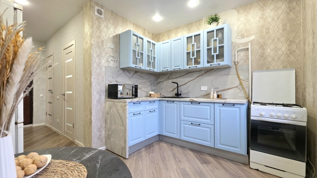 Купить однокомнатную квартиру в Микрорайоне 17-й в Липецке. Вариант № 10478713, 4, площадь -  квм, цена 2980000 рублей