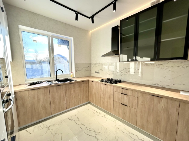 Купить дом в Долгопрудном. Вариант № 3226800, 4, площадь -  квм, цена 20500000 рублей