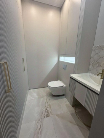 Купить квартиру в Москве. Вариант № 8701436, 28, площадь - квм, цена 55000000 рублей