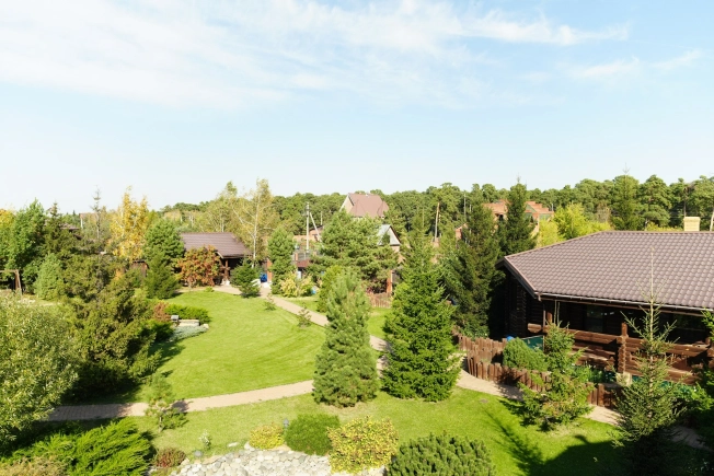 Купить дом на улице 8-я Берёзовая в Тюменской области. Вариант № 5441400, 33, площадь -  квм, цена 29500000 рублей