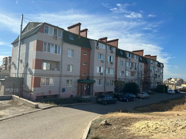 Купить однокомнатную квартиру в Микрорайоне 1-й, Элиста в Элисте. Вариант № 8534532, 5, площадь -  квм, цена 4080000 рублей