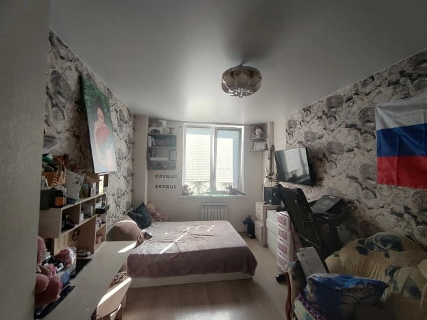 Купить однокомнатную квартиру в Микрорайоне 11-й в Белгороде. Вариант № 5761651, 4, площадь -  квм, цена 4250000 рублей