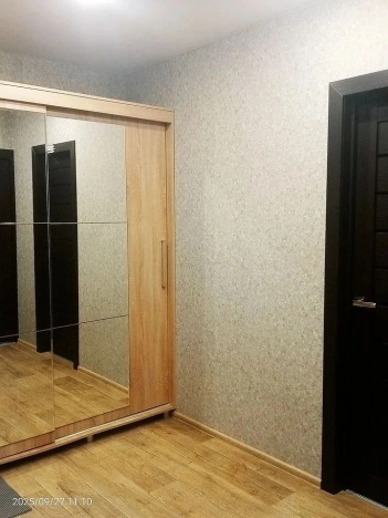 Купить квартиру на улице Авроры в Кемерове. Вариант № 6220088, 8, площадь -  квм, цена 6000000 рублей