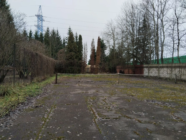 Купить земельный участок в Москве. Вариант № 7941407, 18, площадь -  квм, цена 25000000 рублей