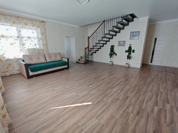 . Вариант № 8780263, 0, площадь - 200 квм, цена 11999000 рублей