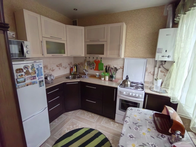 Купить однокомнатную квартиру в Калужской области. Вариант № 5419047, 2, площадь -  квм, цена 3270000 рублей