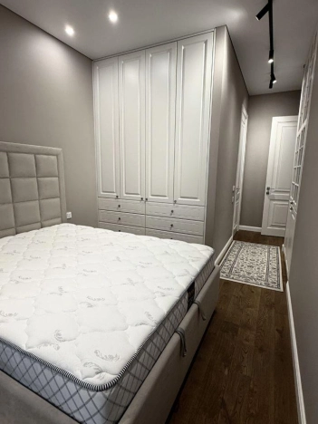 Купить квартиру в Москве. Вариант № 10058076, 18, площадь -  квм, цена 81999000 рублей