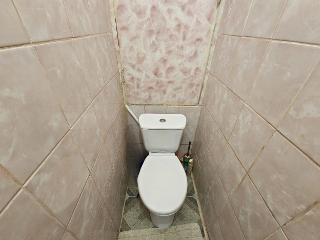 Купить трехкомнатную квартиру в Пушкине. Вариант № 6156804, 18, площадь -  квм, цена 9300000 рублей