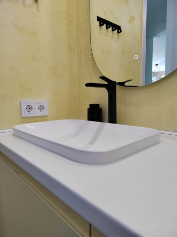 Купить трехкомнатную квартиру в Сыктывкаре. Вариант № 13588, 13, площадь -  квм, цена 12550000 рублей