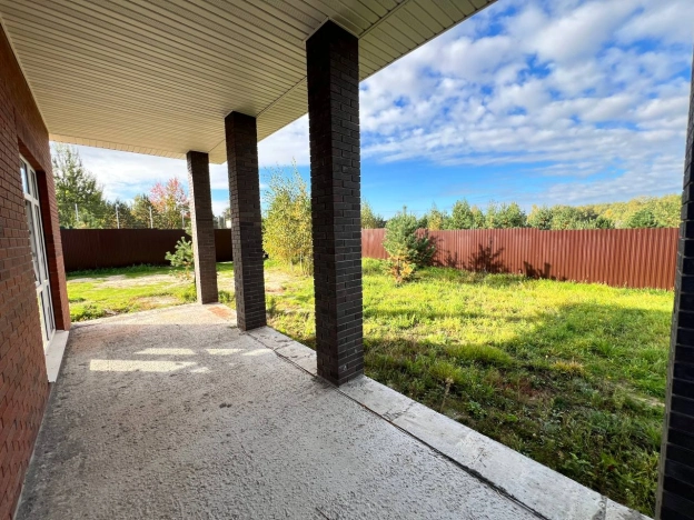 Купить дом на улице Преображенская в Рязанской области. Вариант № 6141858, 4, площадь -  квм, цена 7490000 рублей