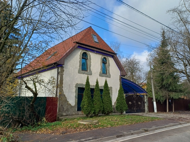 Купить дом в Москве. Вариант № 7589552, 16, площадь -  квм, цена 31000000 рублей