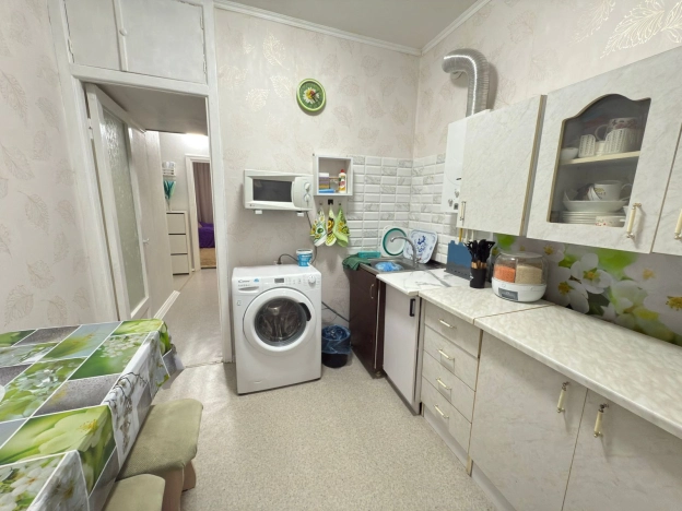 Купить двухкомнатную квартиру в Микрорайоне 4-й, Элиста в Элисте. Вариант № 6413, 4, площадь -  квм, цена 4550000 рублей