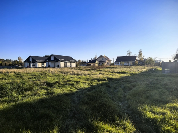 Купить земельный участок в Калининграде. Вариант № 8059689, 0, площадь -  квм, цена 1400000 рублей