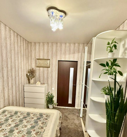 Купить двухкомнатную квартиру в Микрорайоне Россинского в Краснодаре. Вариант № 10433393, 1, площадь -  квм, цена 5500000 рублей