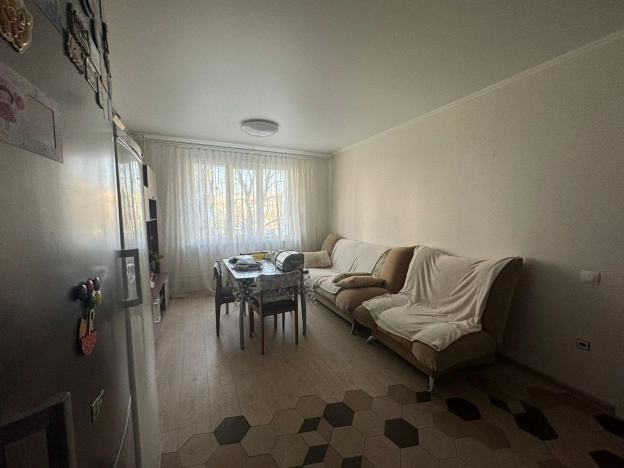 Купить трехкомнатную квартиру на улице 45-й Стрелковой Дивизии в Воронеже. Вариант № 6937, 0, площадь -  квм, цена 8400000 рублей