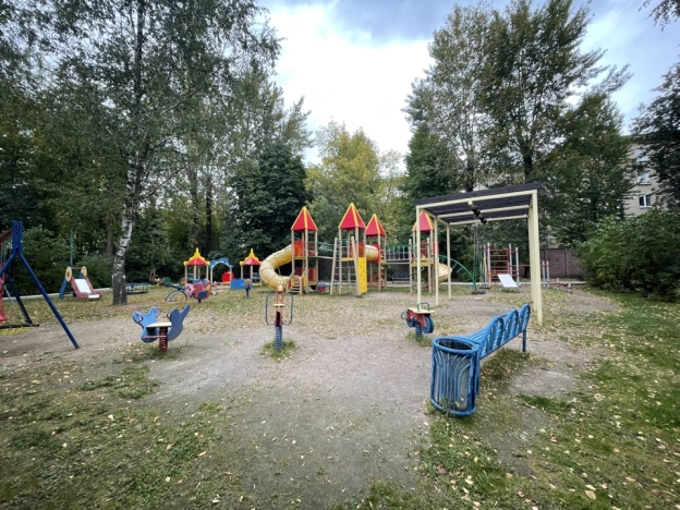 Купить квартиру на вторичке у метро Октябрьское поле в Москве. Вариант № 6286132, 43, площадь -  квм, цена 70000000 рублей