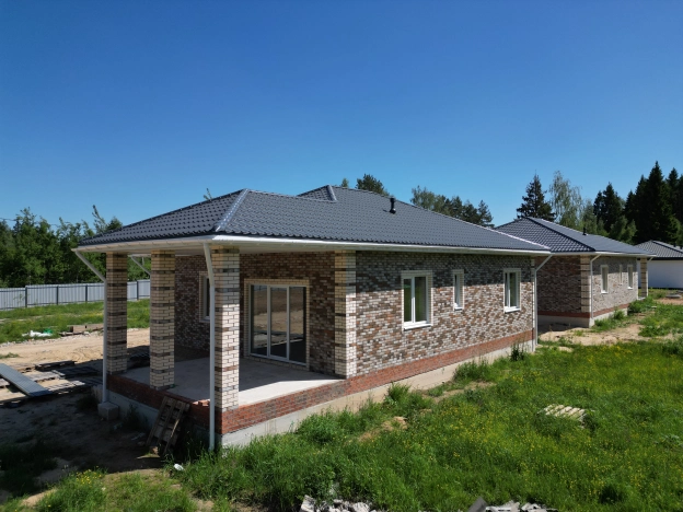 Купить дом на улице Дачная в Калуге. Вариант № 19692, 0, площадь -  квм, цена 9000000 рублей