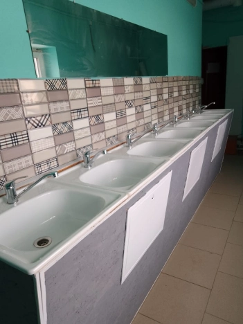 Снять коммерческую недвижимость в Тобольске. Вариант № 35798, 2, площадь -  квм, цена 400 рублей